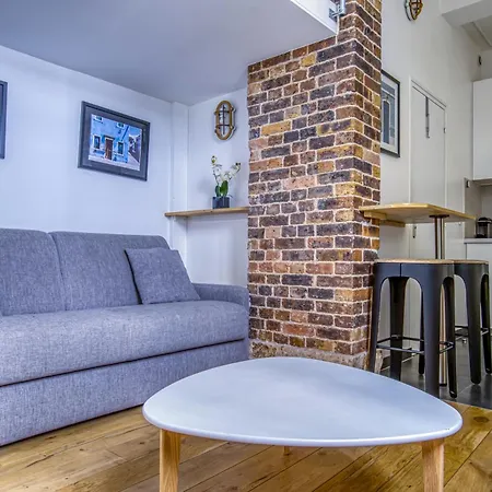 Apartman Nemo, Avec Mezzanine Sur Cour Porte Maillot