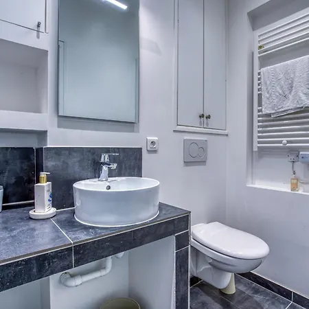Nemo, Avec Mezzanine Sur Cour Porte Maillot Apartman Párizs